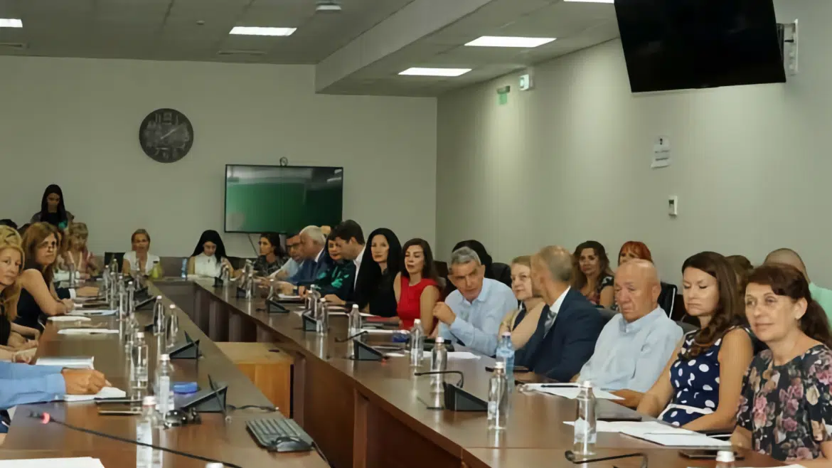 Като член на БСК, БОРА бе на официалната среща с министър Юлиан Попов